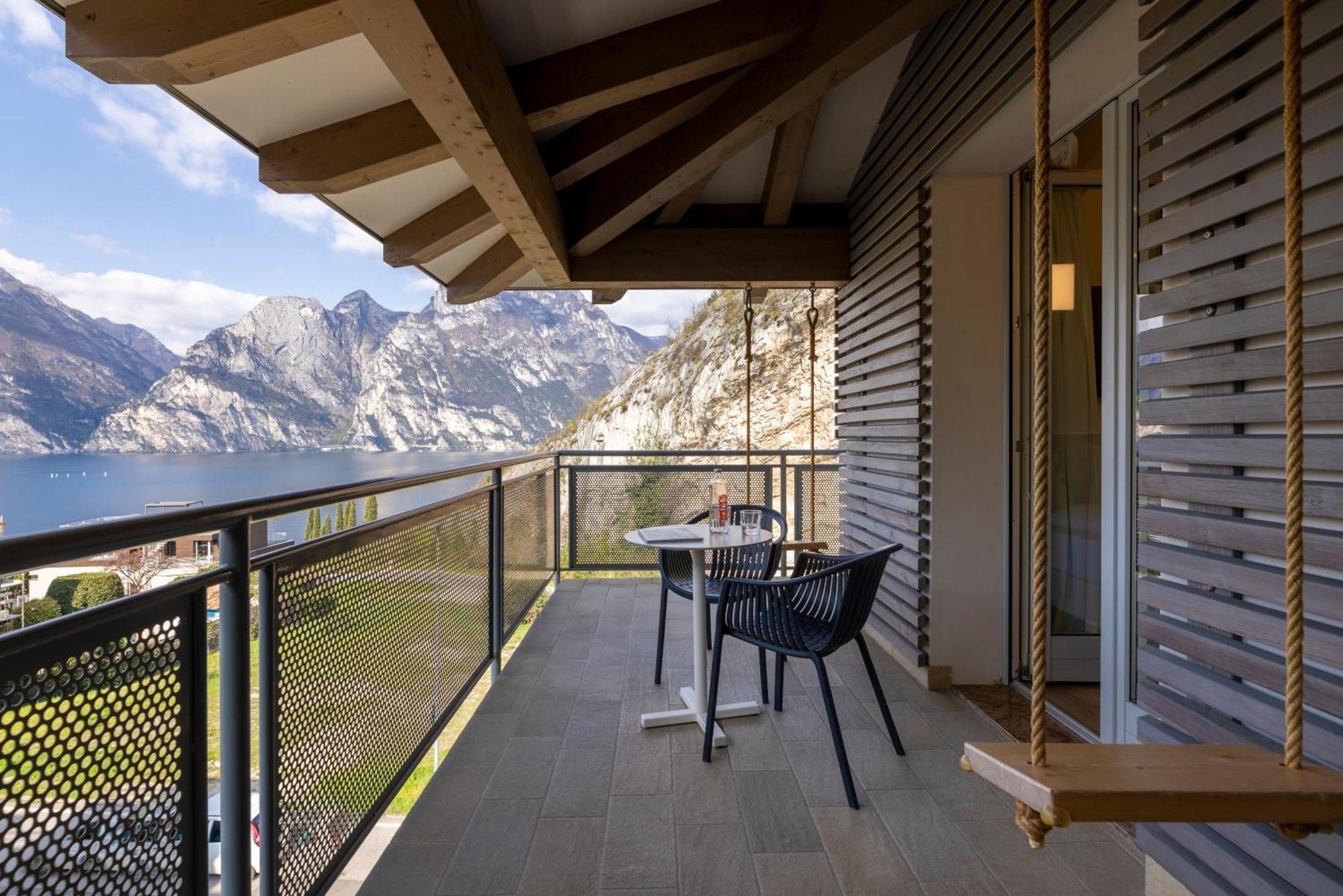 Hi Hotels Torbole - Pool & Spa Torbole Sul Garda Exterior photo